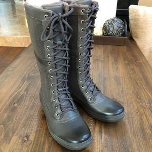 ugg elvia waterproof uggpure lined boot